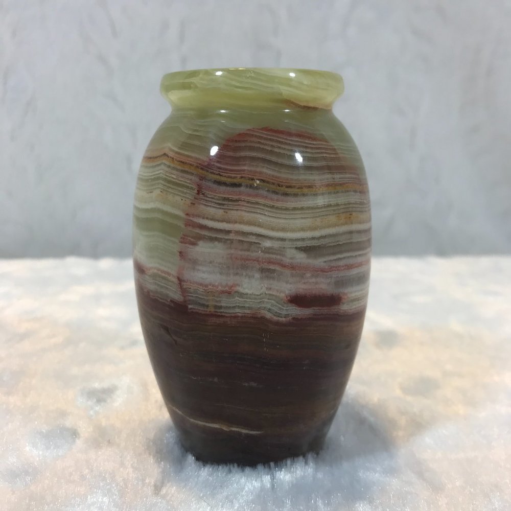 Hand Carved Marble Banded Onyx flower miniature vase - Picture 2 of 8